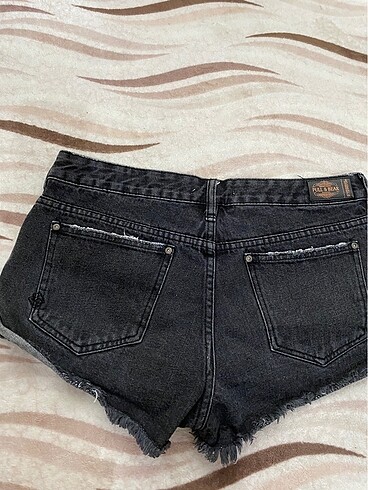 Pull and Bear Şort