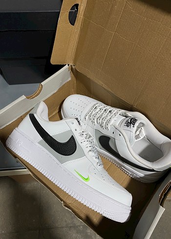 Nike Air Force 1 07