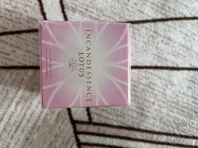 Avon parfüm