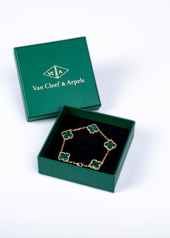 Van Cleef & Arpels Altın Zincir Detaylı Bileklik - Görsel 16