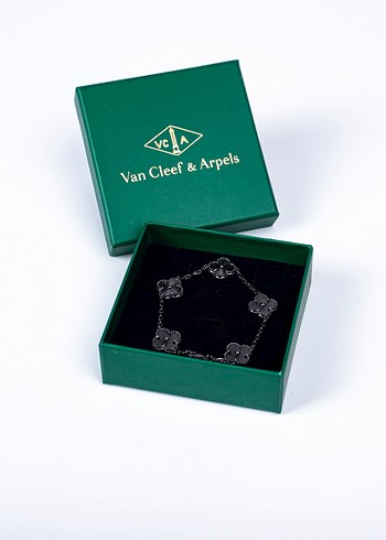 Van Cleef & Arpels Altın Zincir Detaylı Bileklik - Görsel 15