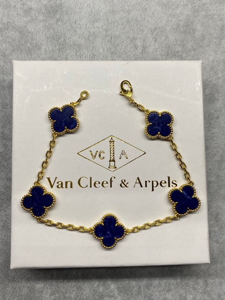 Van Cleef & Arpel Kırmızı Zincir Detaylı Bileklik - Görsel 2