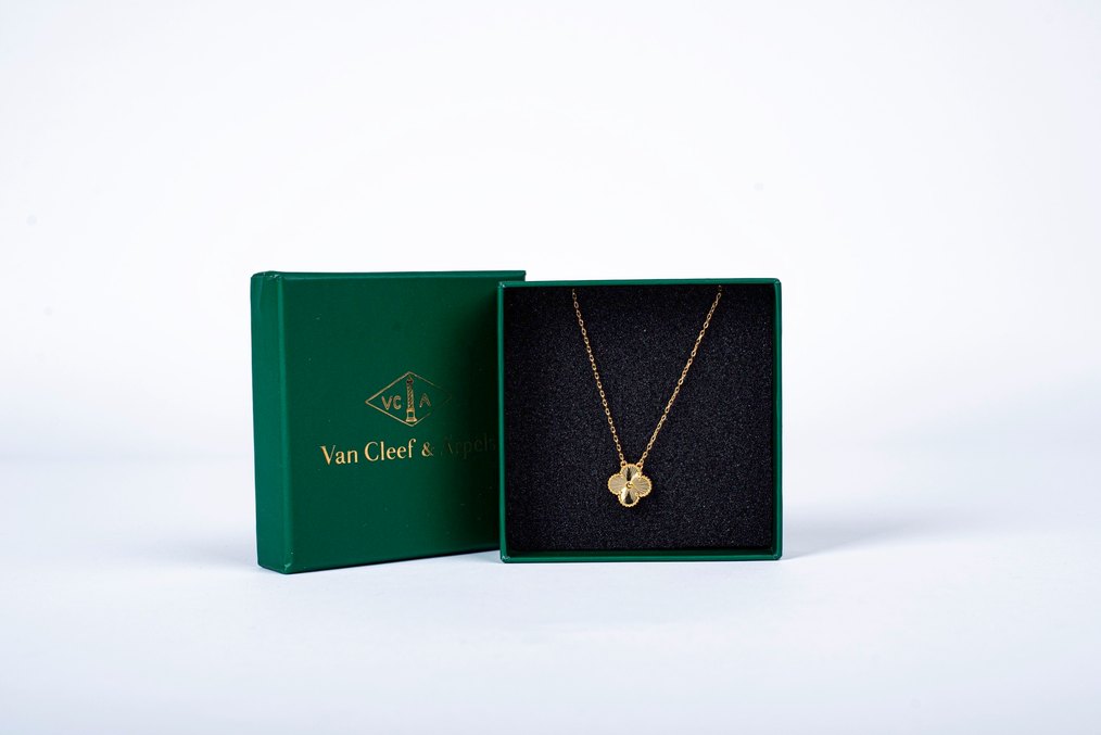 Van Cleef & Arpels yüksek kalite kolye - Görsel 5