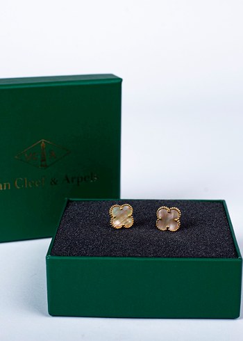 Van Cleef & Arpels küpeler - Görsel 9