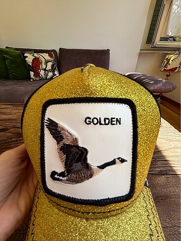 Beden Goorin Bros gold şapka