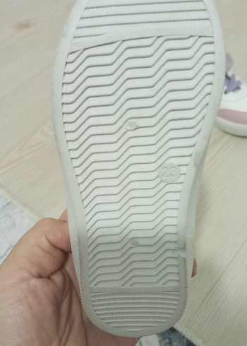 23 Beden Kız Çocuk 23 numara ayakkabı