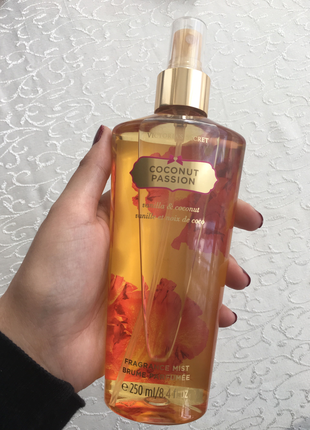 Victoria s Secret Victorias Secret -Coconut Passion
