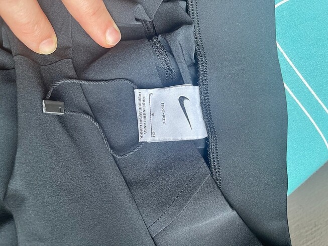 s Beden Nike eşofman altı