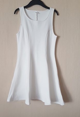 beyaz kısa elbise