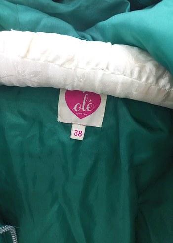 Bayan Parlak Yeşil Kürklü Mont - Görsel 4