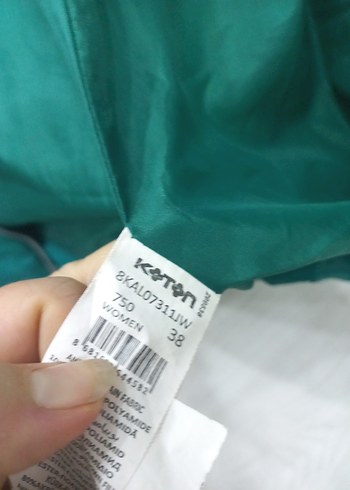 Bayan Parlak Yeşil Kürklü Mont - Görsel 3