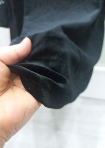 Uzun Kollu Siyah  Çiçek Desenli - Görsel 4