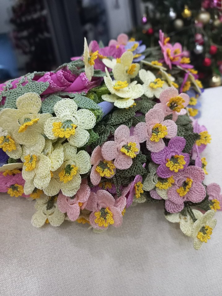 Renkli Dantel Detaylı Örgü Kadın namaz baş örtüsü - Görsel 2