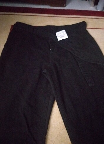 Yeni etiketli mom jean pantolon