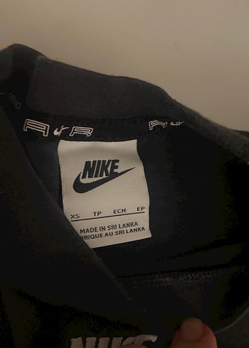 ORJİNAL ANTRASİT RENK NİKE CROP - Görsel 3