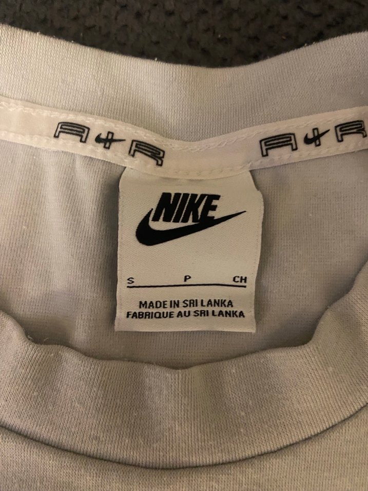 ORJİNAL Nike Air CROP - Görsel 2