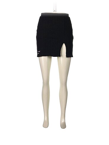 Bershka Mini Etek %70 İndirimli.