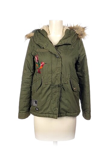Bershka Mont %70 İndirimli.