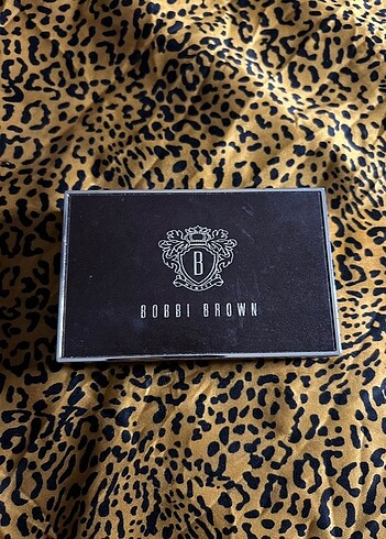 BOBBİ BROWN 3 lü FAR PALETİ