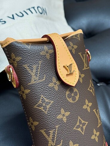 Beden çeşitli Renk LOUIS VUITTON POCHETTE FOLD ME