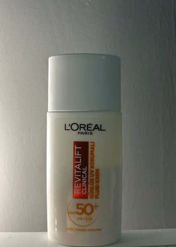 L'Oréal Revitalift SPF 50+ Yüz Kremi - Görsel 3