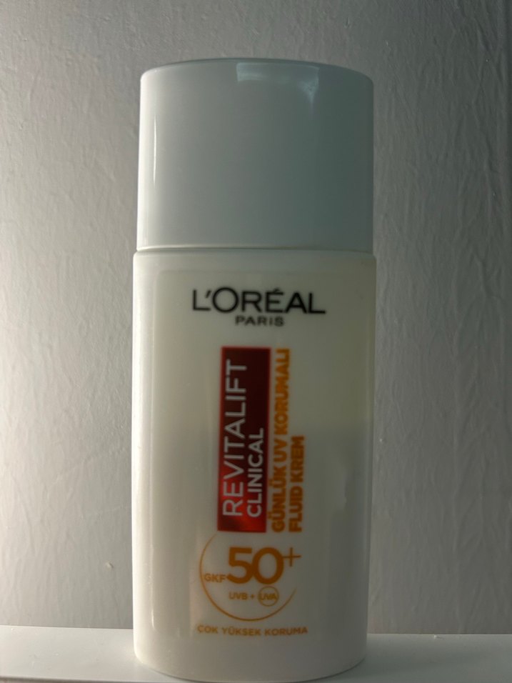 L'Oréal Revitalift SPF 50+ Yüz Kremi - Görsel 2