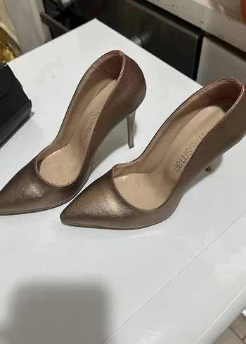 Stiletto kadın - Görsel 3