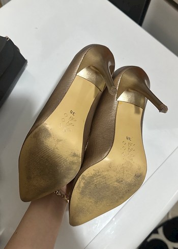 Stiletto kadın - Görsel 2