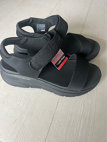38 Beden Skechers sandalet 38