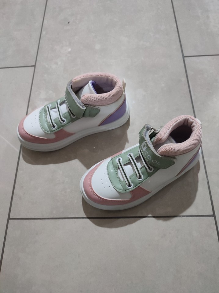 Kız Çocukları İçin Pembe Yeşil Cırtlı Sneakers - Görsel 2