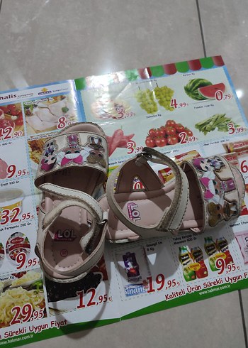 Bej Baskılı Kız Çocuk Sandaletleri Tokalı - Görsel 3