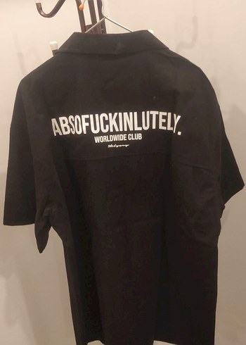 Siyah Düğmeli Kısa Kollu Erkek Gömlek - Görsel 2