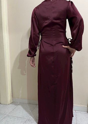 Zara Bordo Uzun Kollu Saten Abiye