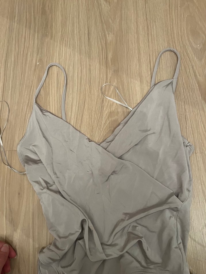 Bej Drapeli İnce Askılı Kadın Mayo - Görsel 4