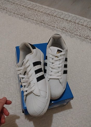 Beyaz süperstar Adidas erkek spor ayakkabı - Görsel 2