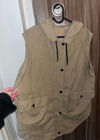 Bej Düğmeli Kolsuz Kadın Yelek - Görsel 2