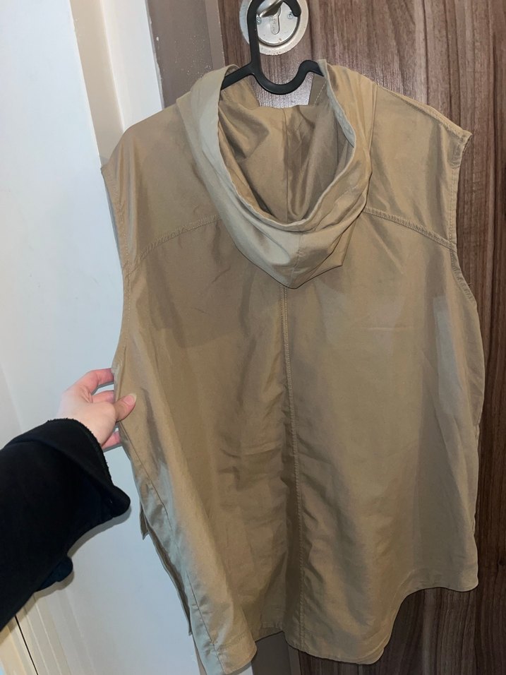 Bej Düğmeli Kolsuz Kadın Yelek - Görsel 5