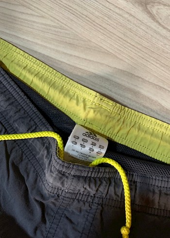 Gri Adidas Erkek Mini Deniz Şortu - Görsel 3