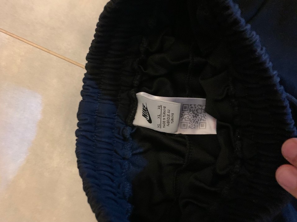 Nike Siyah Rahat Kesim Erkek Şort - Görsel 5