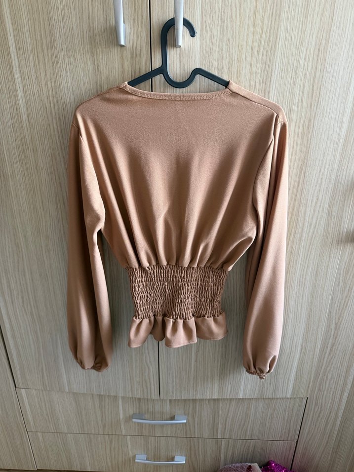 Bej V Yaka Drapeli Uzun Kollu Bluz - Görsel 4