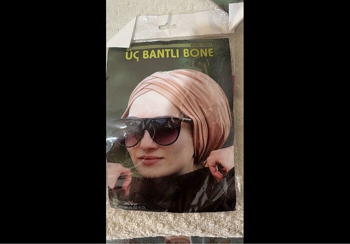 Üç bantlı bone