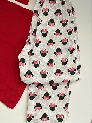 9 Yaş Beden Pijama takımı