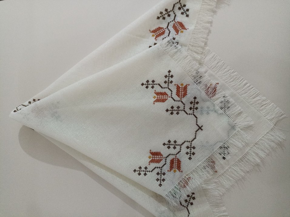 etamin kaneviçe masa örtüsü - Görsel 3