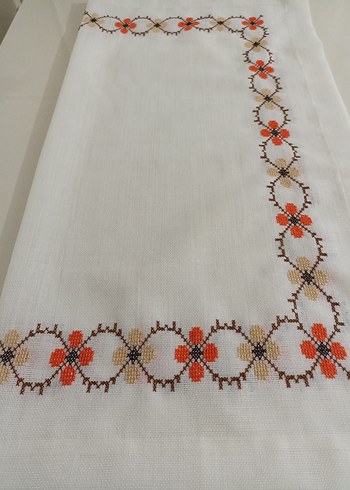 kanaviçe Masa Örtüsü - Görsel 4