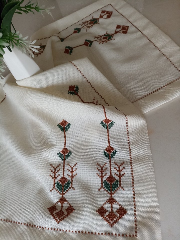 kanaviçe el işi runner masa örtüsü - Görsel 2