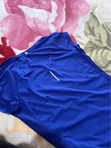 m Beden Mavi tshrt nike