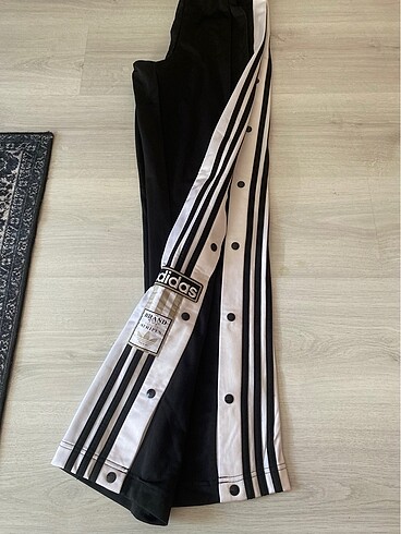 Adidas eşofman xs