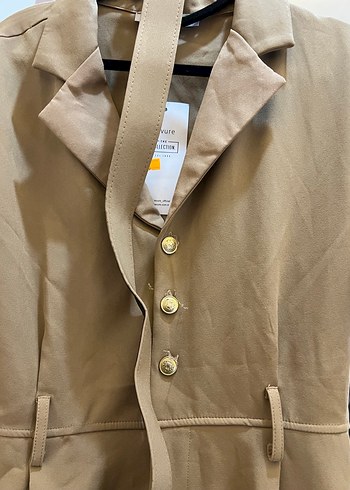 Bej Düğmeli Kısa Kollu Midi Tulum - Görsel 3