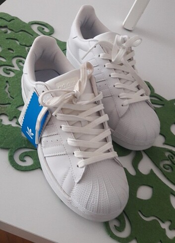 Adidas B2736