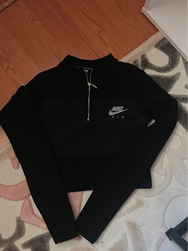 nike crop